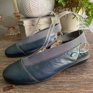 Cloud‎ Caliber Slingback Flat Sandals Wedge Heel Leather Elastic Womens 37/6.5-7